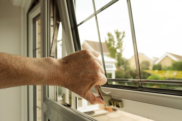 Window Hinge Repair in Walnut Creek